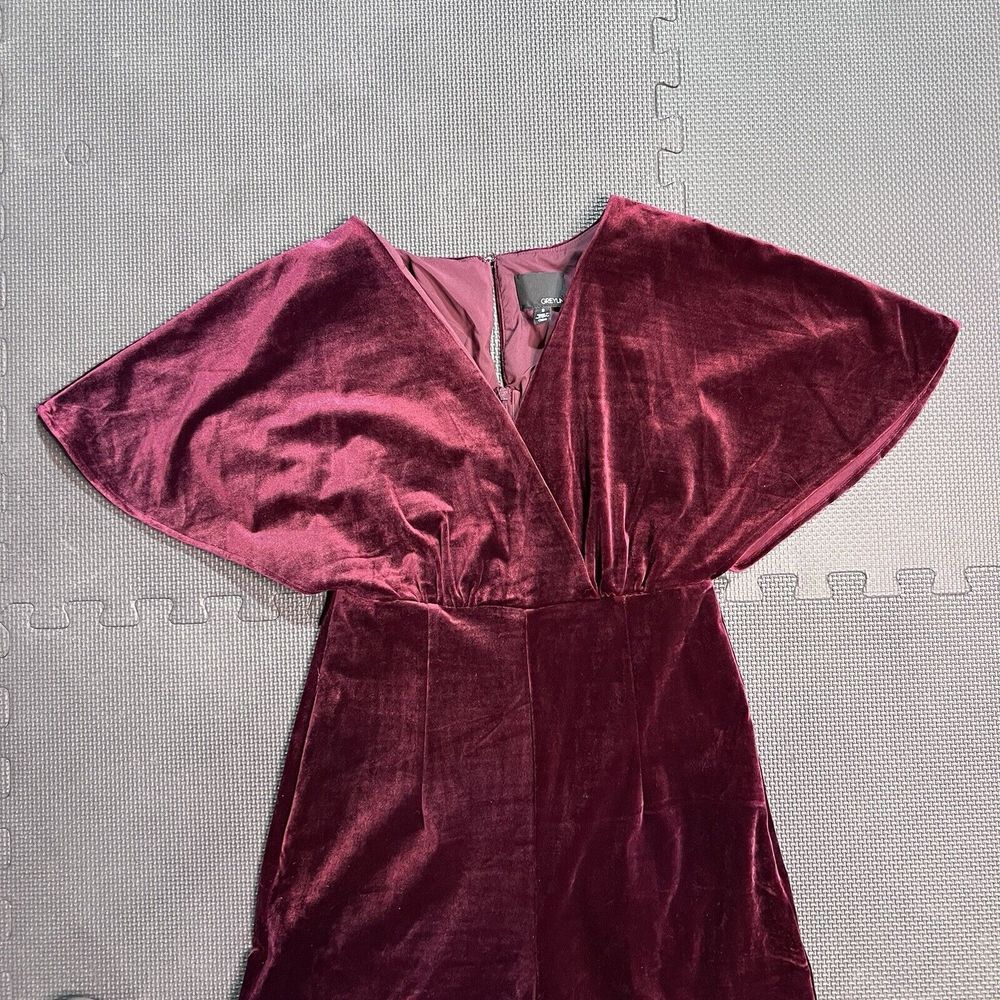 Greylin Anthropologie Luna Velvet Jumpsuit Wide Leg Cropped Burgundy‎ Small - Picture 4 of 15